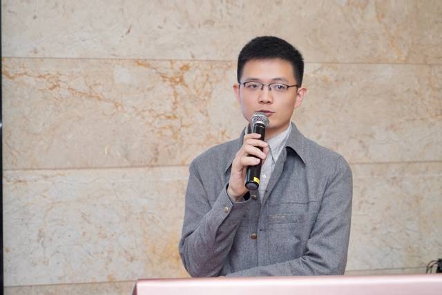 南方農(nóng)村報(bào)社品牌與數(shù)字農(nóng)業(yè)事業(yè)部副總監(jiān)李金璽解讀“12221”